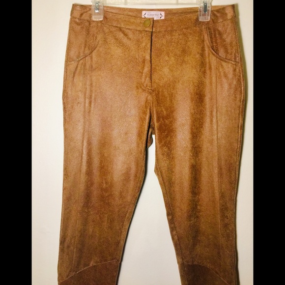 Nanette Lepore faux snakeskin camel hot pants - Picture 2 of 5